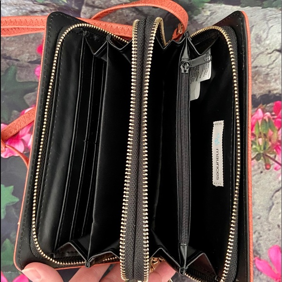 Maurice’s Pocket Book - Picture 6 of 8